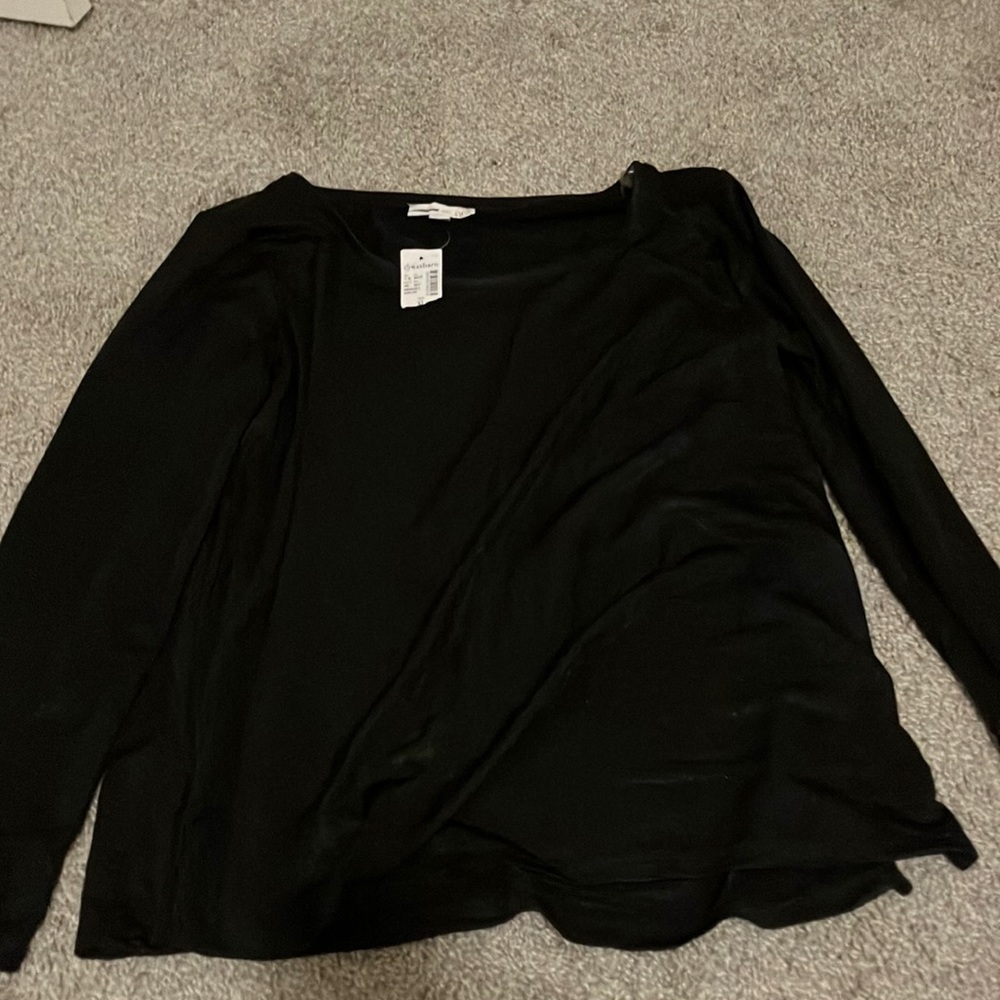 Beautiful black shimmy shirt.